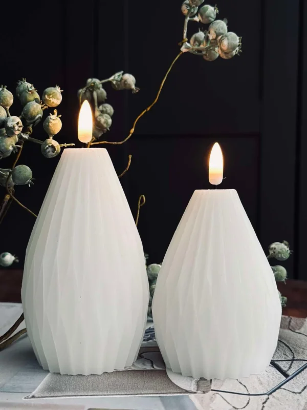 LED-Stumpenkerzen / Rillen – 2 Stk. Weiß