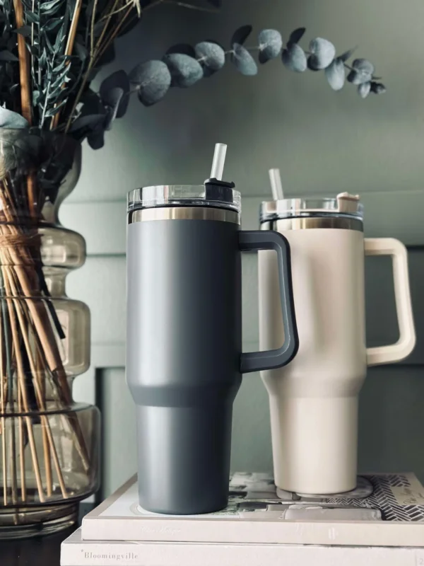 Thermobecher Dark Grey - 1200 ml.