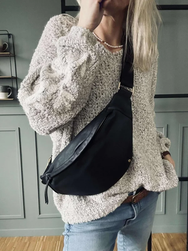 Gürteltasche mit Schnalle - Black leather