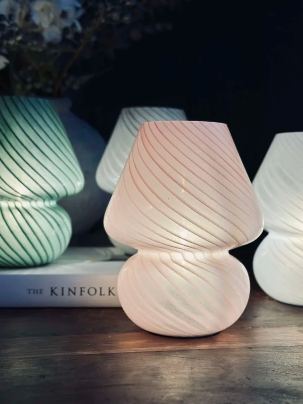 Mushroom Medium - Rosa mundgeblasenes Glas