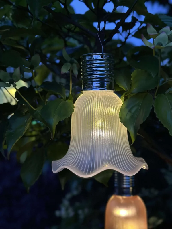 Pendel Flower mit Solarzellen - White