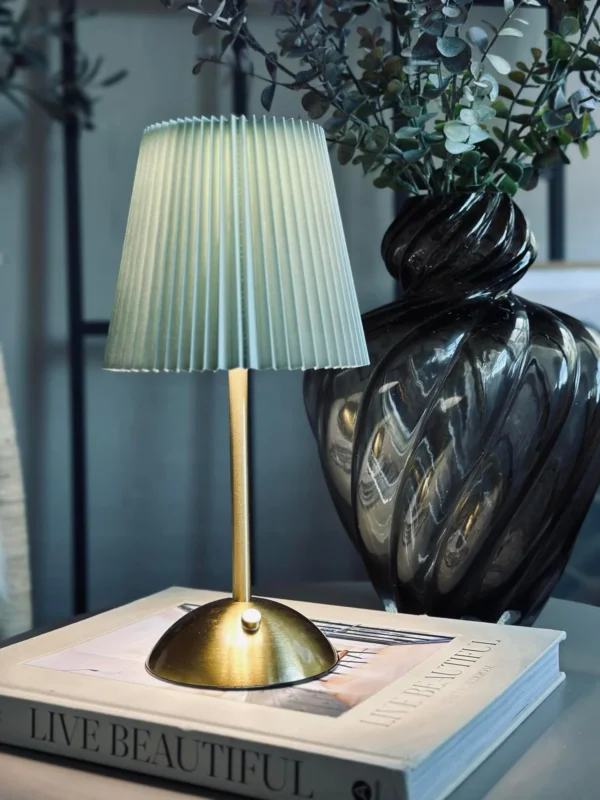 LED-Tischlampe Large Plisse´ - wiederaufladbar