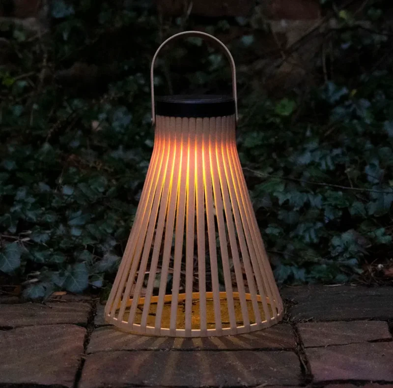 Laterne mit Solarzellen - Garden Nature
