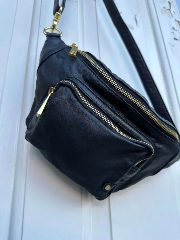 Bæltetaske CLASSY - Black / Gold - VIAMAJA.DK