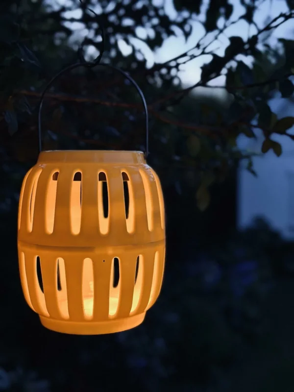 Lanterne med solceller – Yellow summer - VIAMAJA.DK