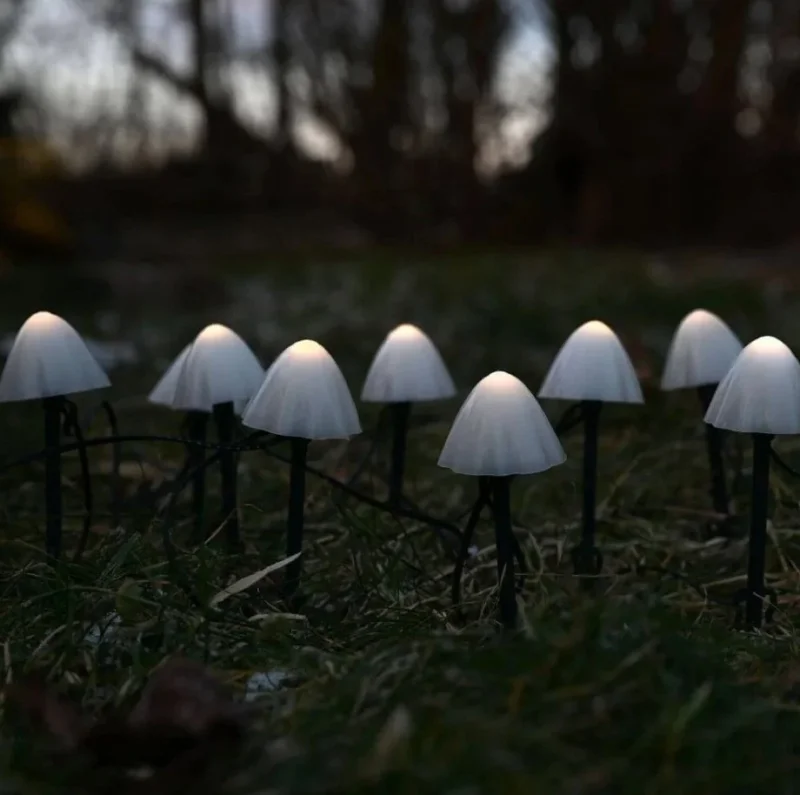 Lyskæde MUSHROOM med solceller - VIAMAJA.DK